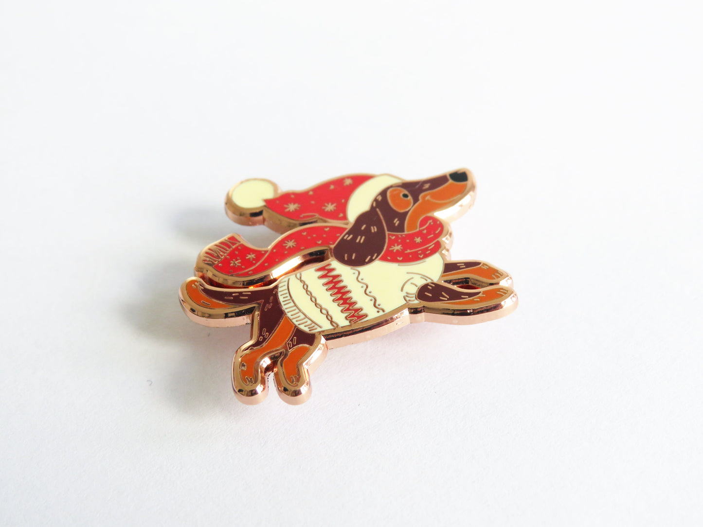 Letistitch Magnetic Needleminder – “Santa Dachshund” SKU 14373